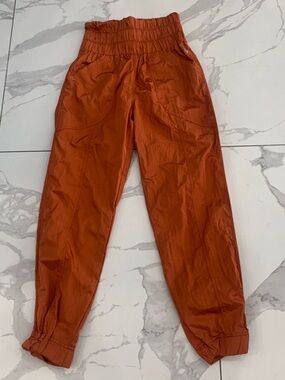 Free People Movement The Way Home Joggers Track Pants Sz XS Cinnamon Orange